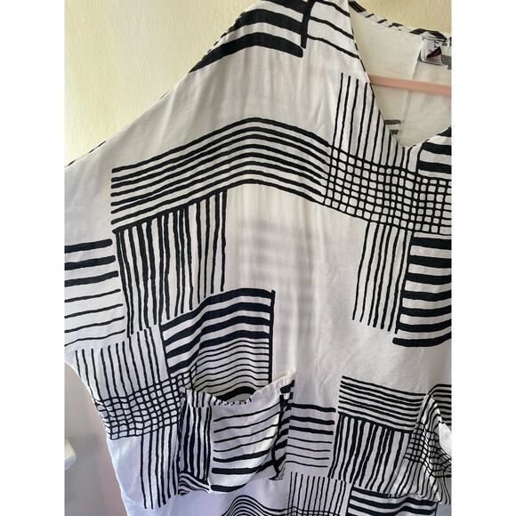 Poshmark Listing Template - Picture 2 of 9